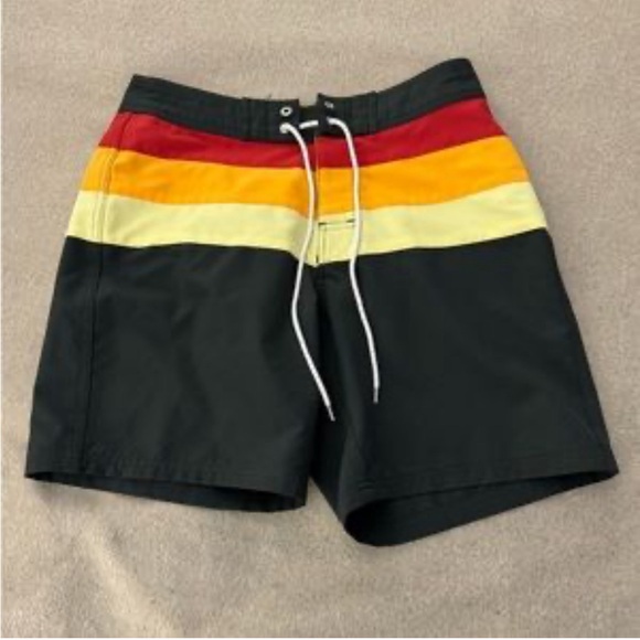 Green lines board short size 26. Great for teenage boys - Picture 3 of 7